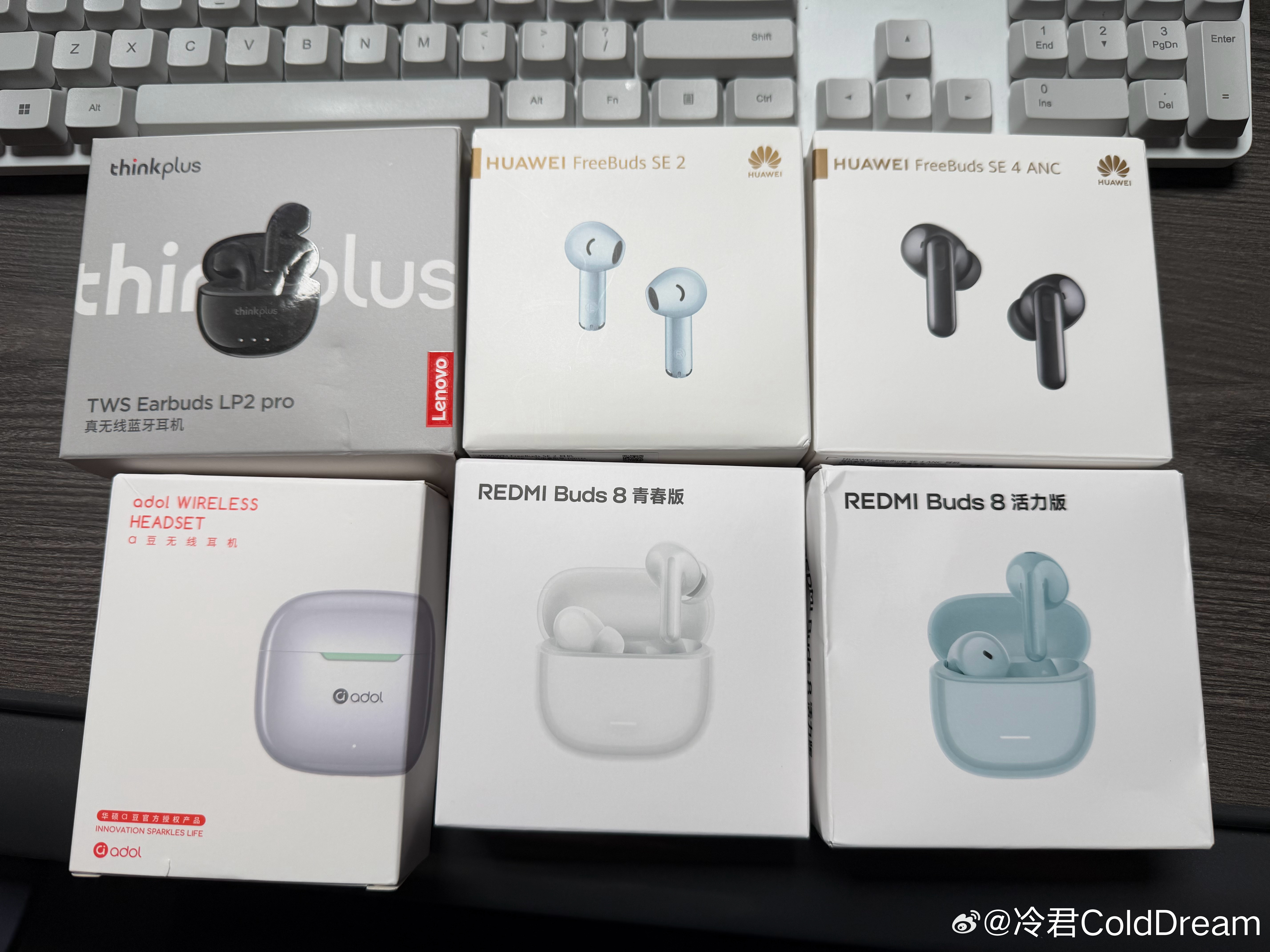 【转发此动态+关注】即可，抽一台华硕 a 豆无线耳机给大家端午节后开奖，祝大家好