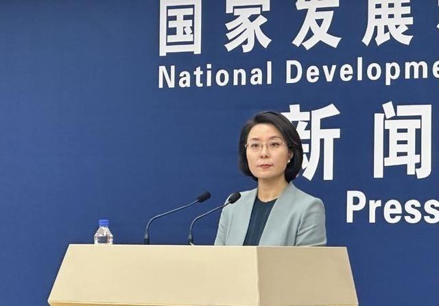 乌克兰与欧盟不断指责中国，挑衅中国，并扬言要对我们进行二级制裁，理由是我们大量从