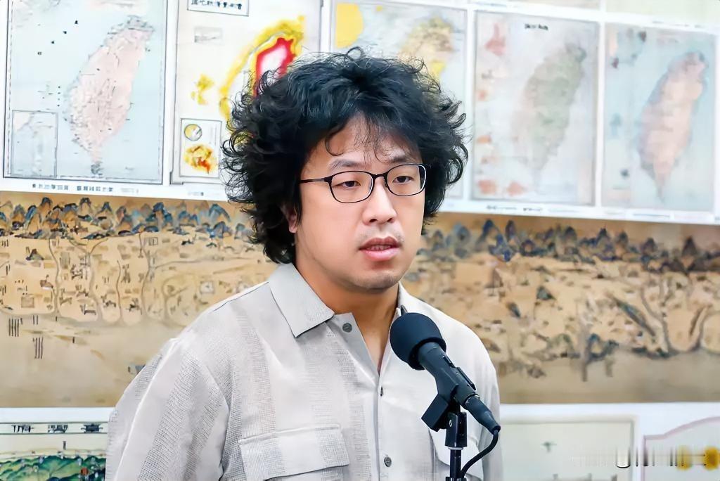 被大陆侦查的沈伯洋，最近几天趁大陆还没侦查结束，到处流窜，借此来愚弄岛内民众证明