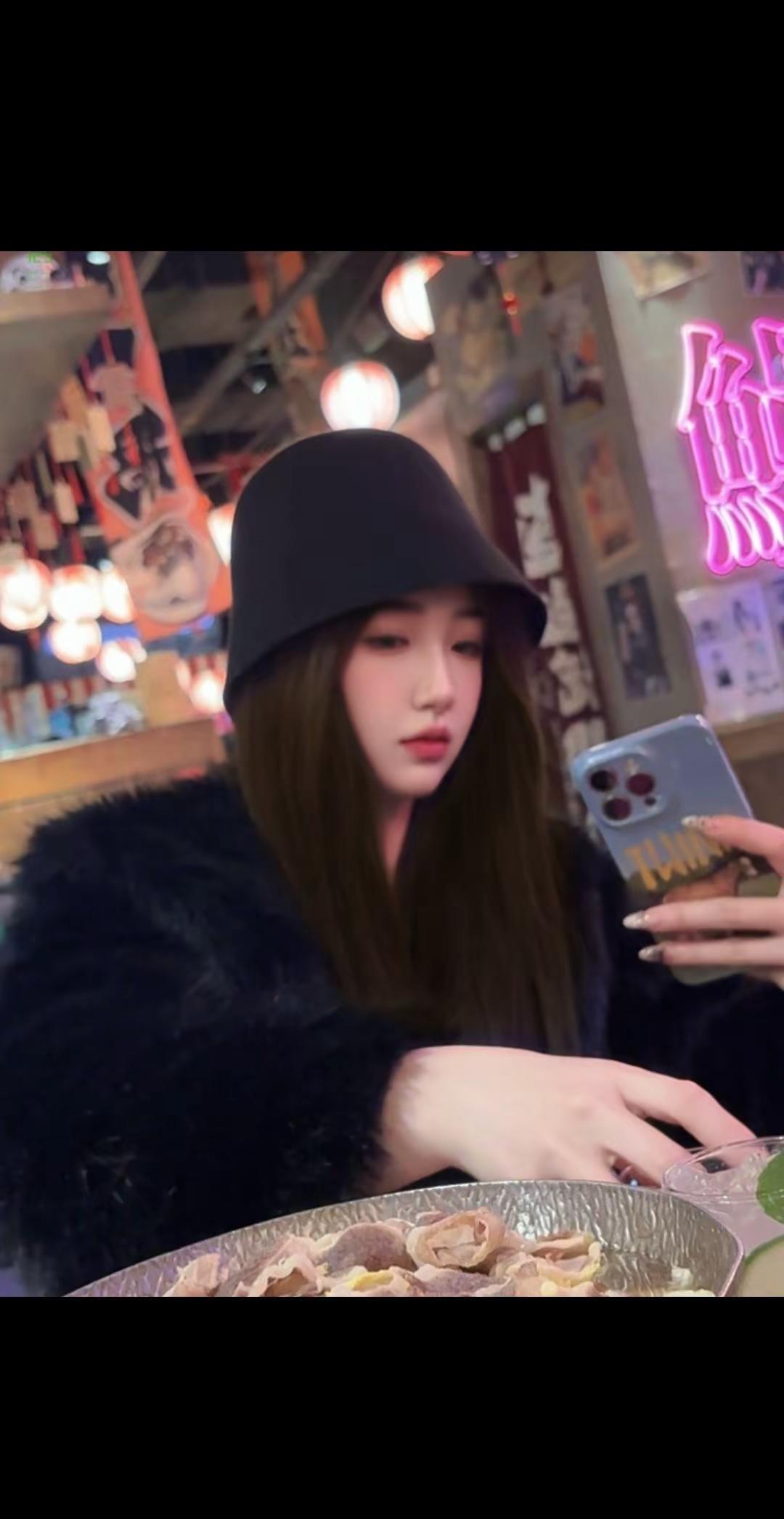 说爱我，让我听听鬼话。有点上头 随便