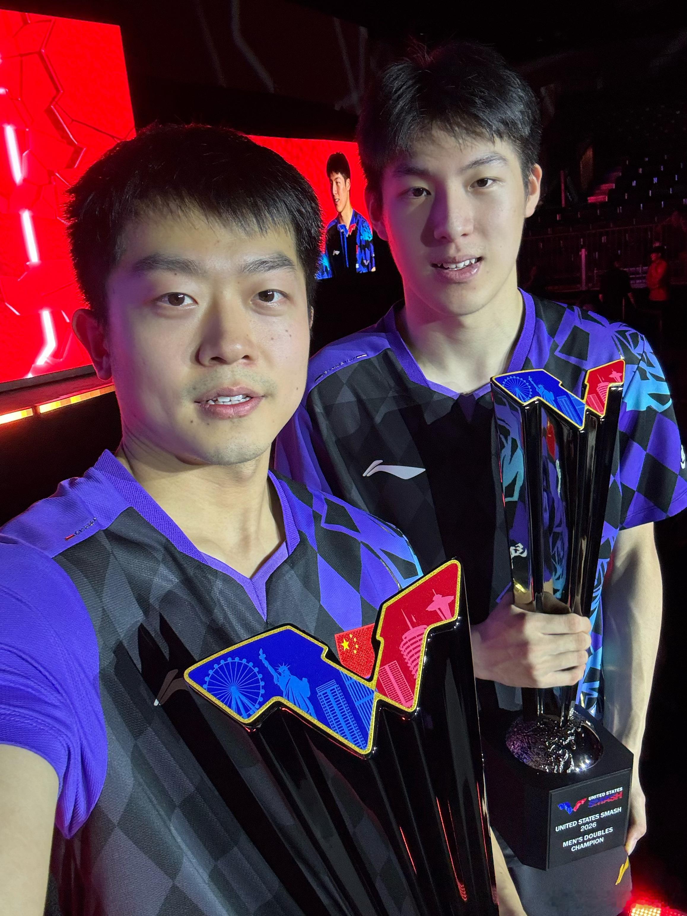 WTT美国大满贯2026 男双冠军自拍🤳 