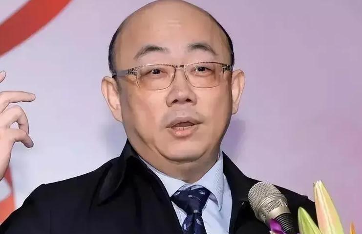 台湾郭正亮最近的一番言论，在岛内引发很大震动。他表示，大陆利用日本和菲律宾的挑衅