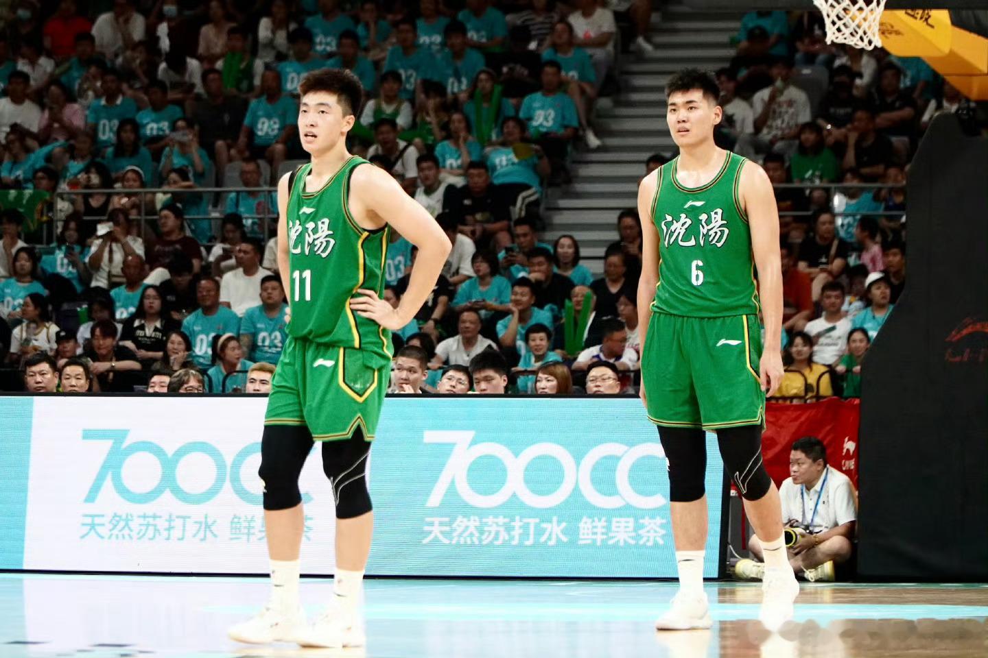 没什么可说的 结果已成事实不可改变 希望辽篮俱乐部可以为小豪和大黄在出国打球或者