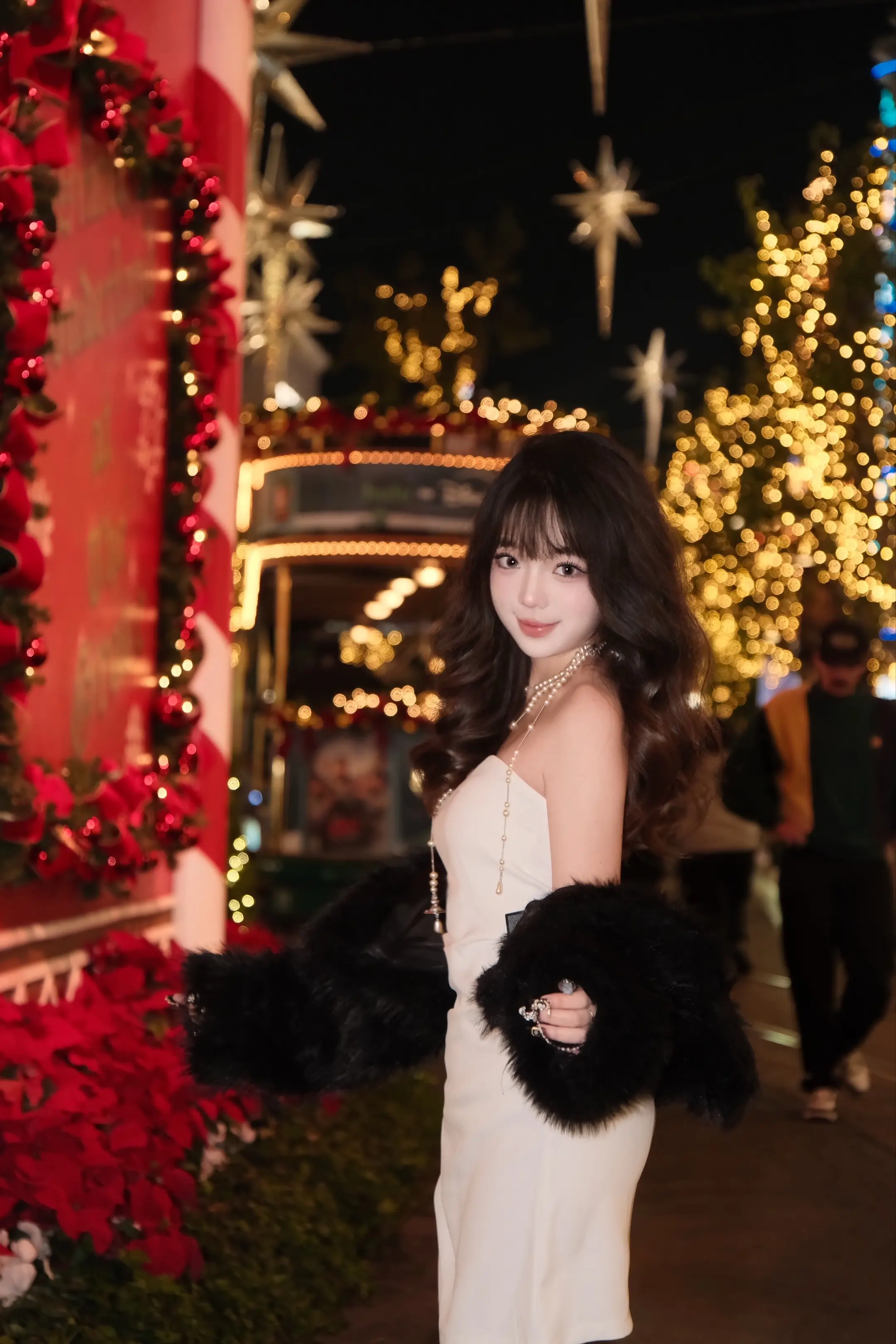 亲爱的圣诞老人就拜托你用条长长的线把我和我所珍视的人永远系在一起吧