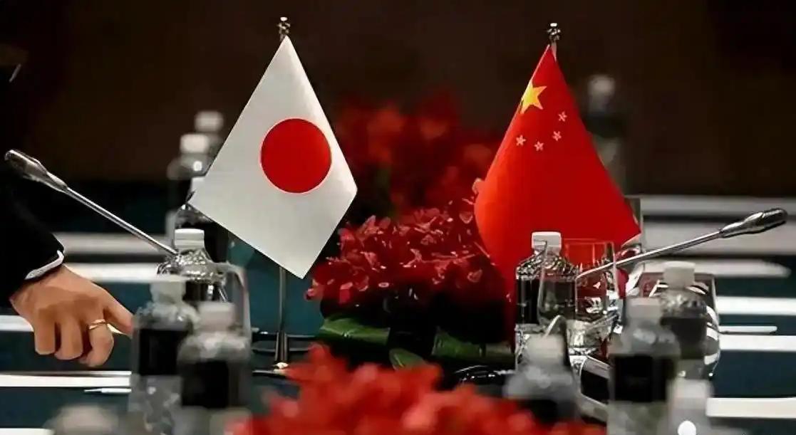 日本急于和我国起冲突，甚至想拥核，因为时间不在他们那边！

现在日本小动作不断，