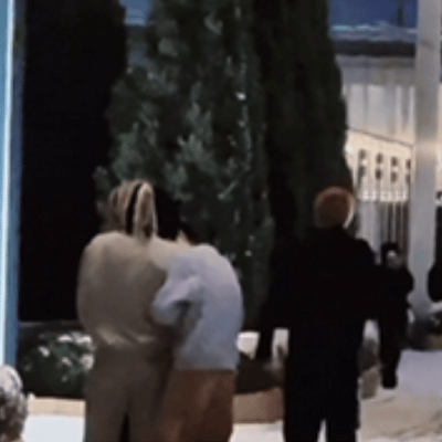 如何看待jayjay 想和李松河贴贴被婉拒后婕丝pf ？ 