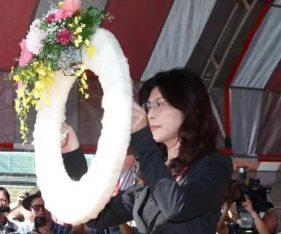 蒋万安被“逼”得亮出了底牌！很多人以为，郑丽文祭拜吴石将军，只是一次寻常的“历史