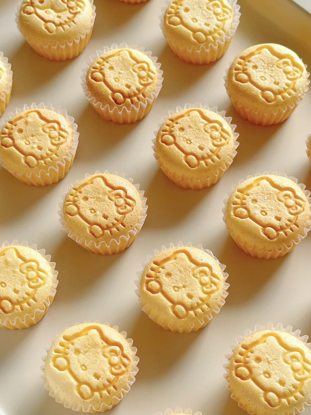 哄娃神器！一口一个奶酪小蛋糕！好吃停不下来