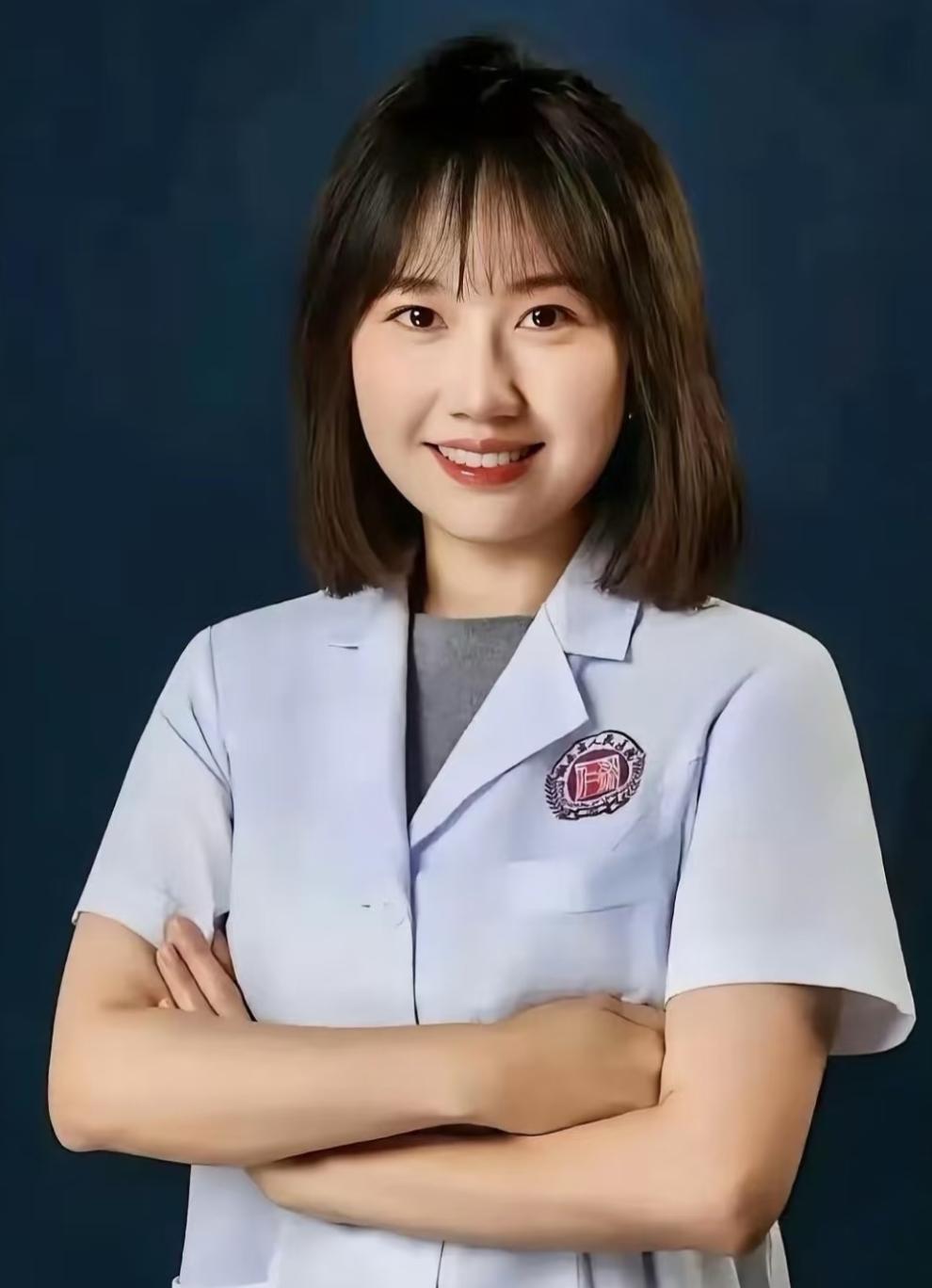 曾医生的后续来了，
曾医生宣布:
会继续留在本院工作，并专注眼疾治疗
这波操作真