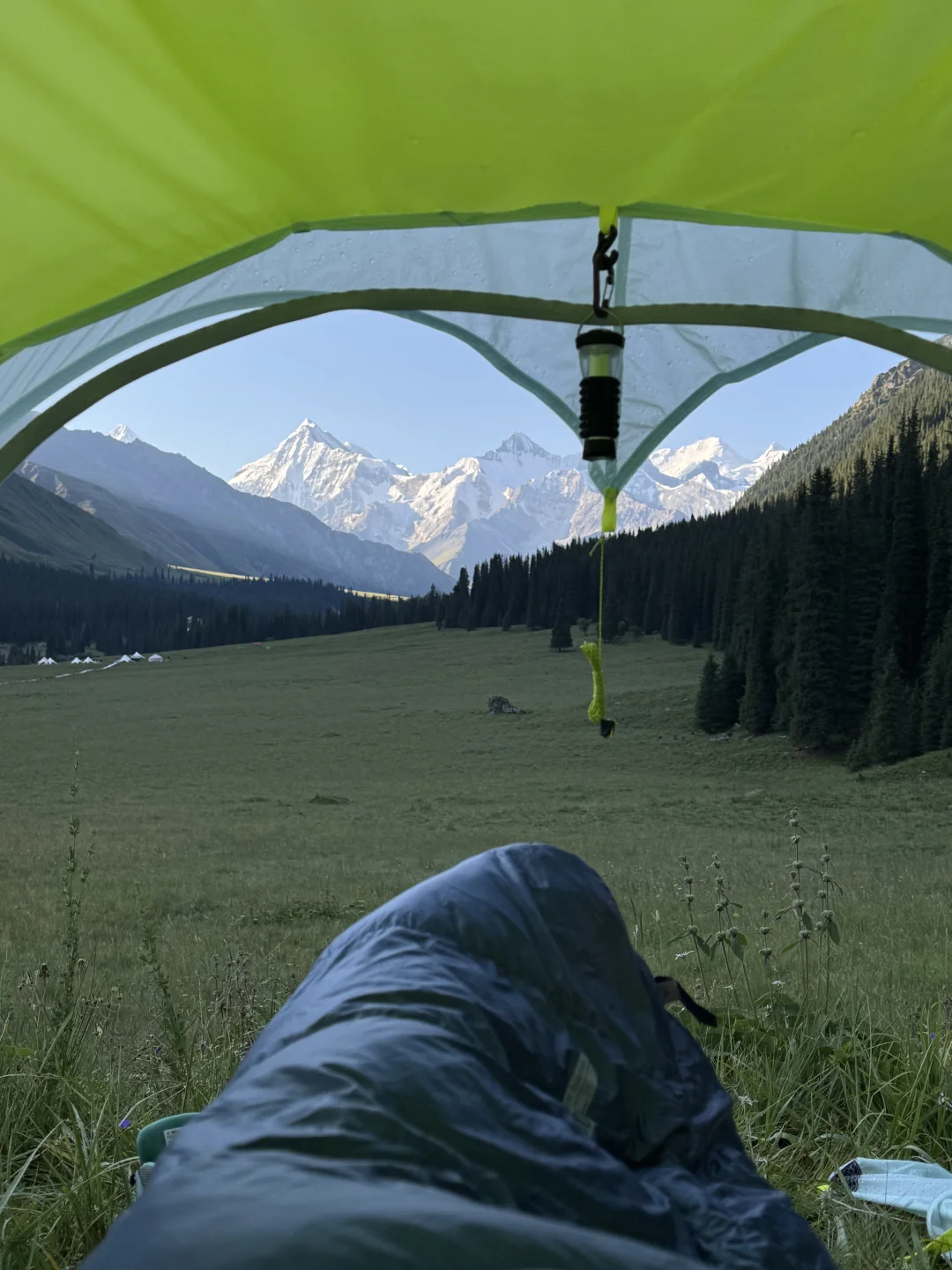 人在夏塔徒步，外人节的事过两天再说‼️