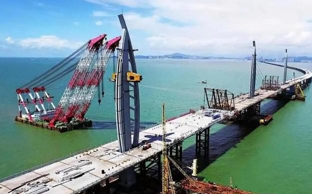 算计过头的，终会被时代抛下。越南，用 23 年的固执，给全球上了一堂最痛的基建课