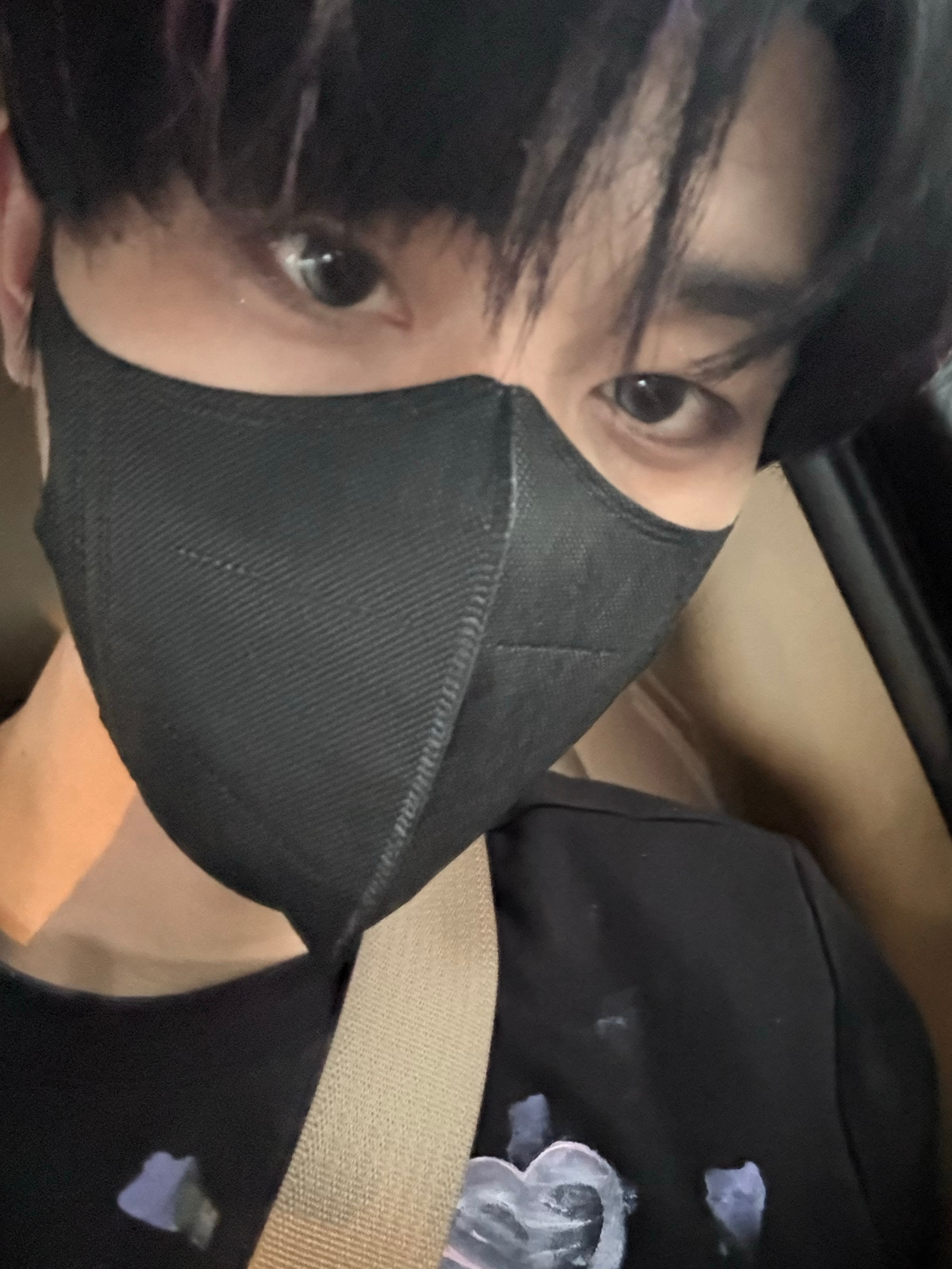 en王翊恩 💜王翊恩 💜王翊恩listen巡演 你是我在极寒中仍留有余温的玫