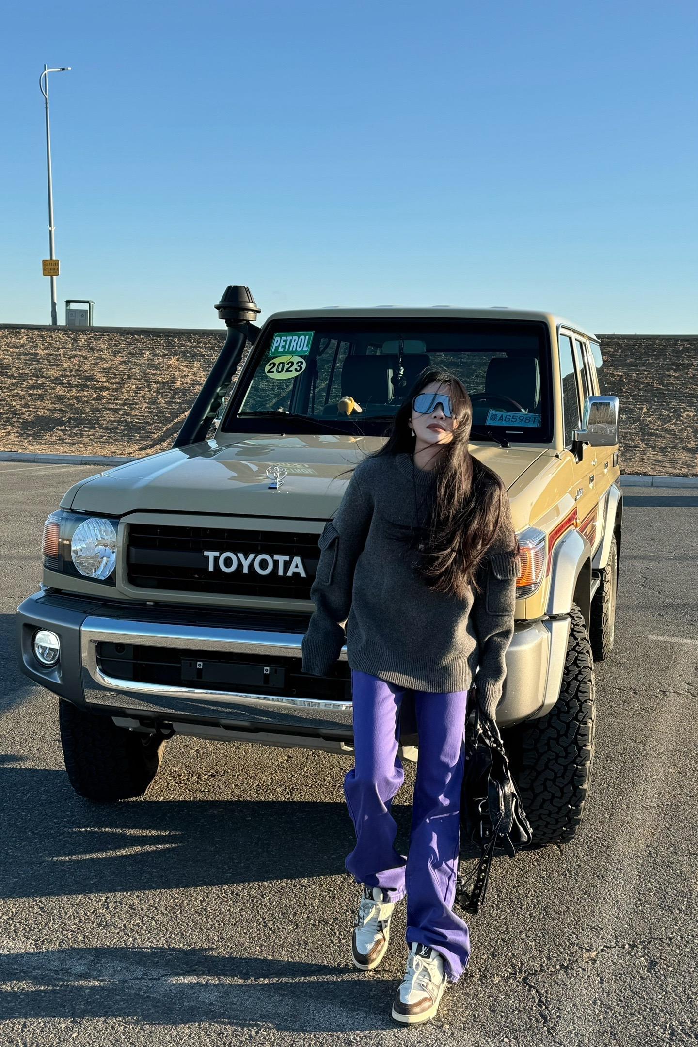 女朋友开Toyota