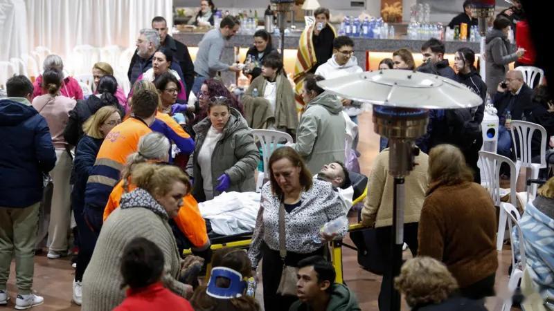 【西班牙高速列车相撞事故致至少39人死亡】（BBC）据西班牙国民警卫队称，西班牙