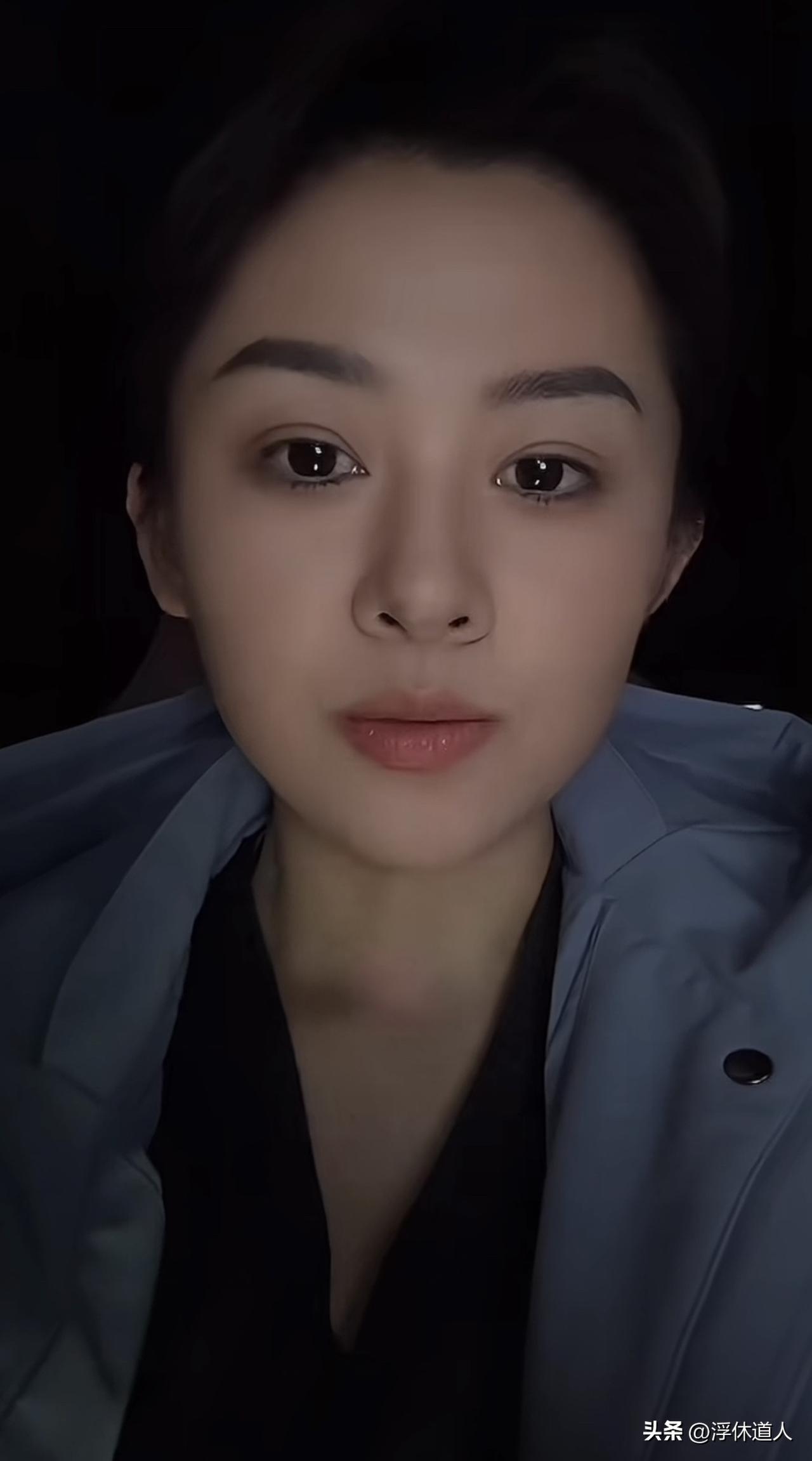 我永远佩服：进入社会后，那些就再也没有花过父母一分钱的人！

我敬我：这一路，赤