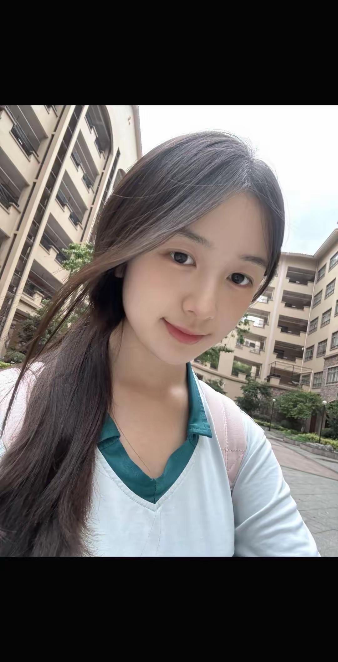 女生怎么穿搭会看着很温柔?