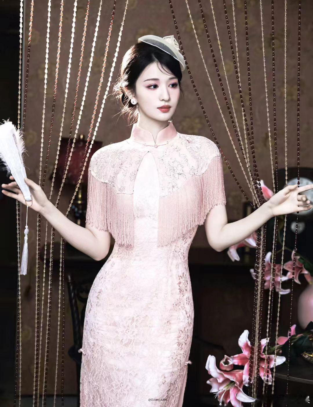王楚然船王的女儿王船王楚然天选方牧兰这一秒过火 看到方牧兰身份揭晓是南洋船王女儿