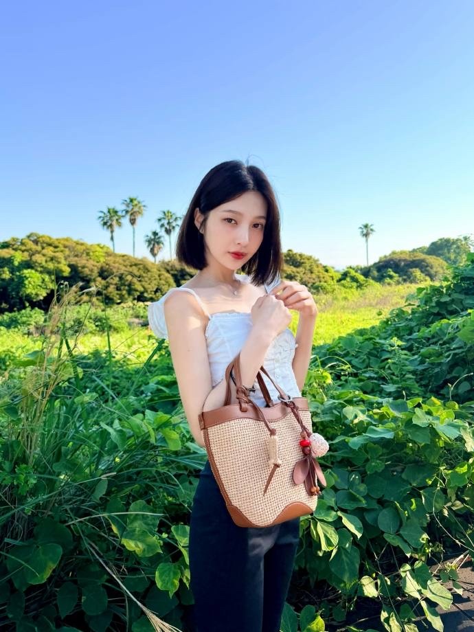 拍照模板 （朴秀荣 