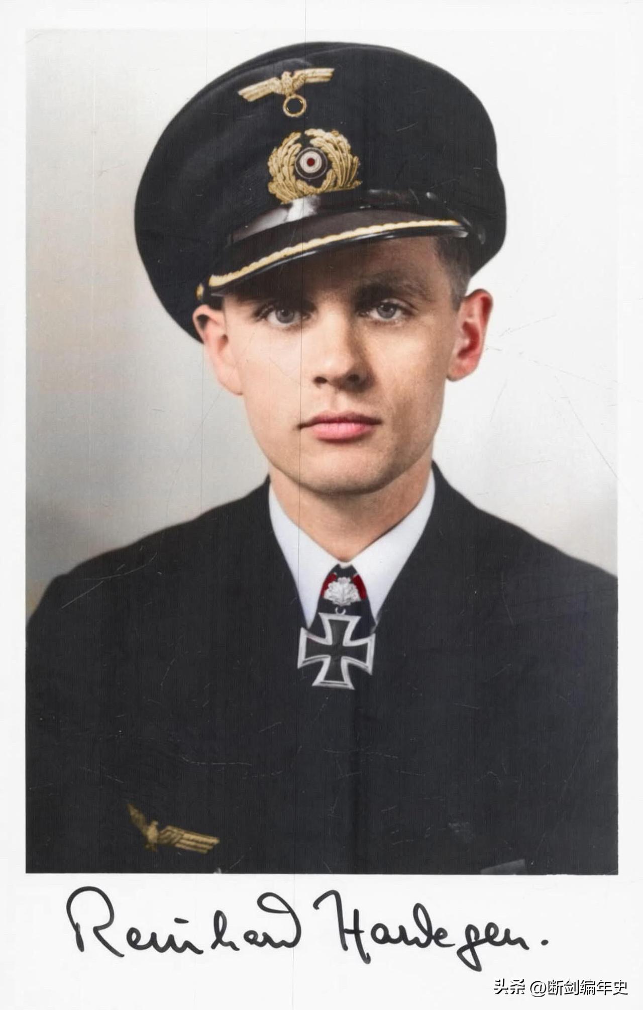 莱因哈德·哈德根（Reinhard Hardegen，1913—2018）是二战