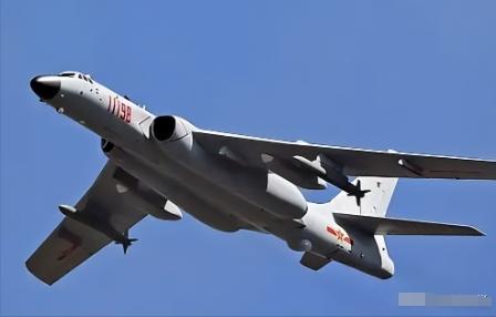 中国轰-6K轰炸机到底有多厉害？
 
轰-6K，这架轰炸机堪称中国空军“老树开新