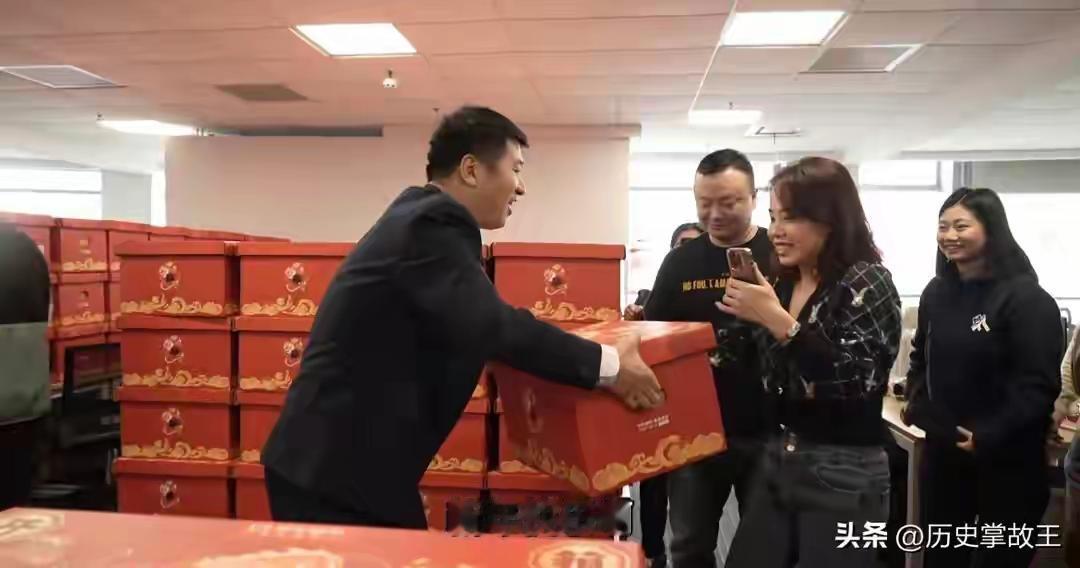 张雪峰老师离开110天了，网上看到他的视频依旧会点进去，依旧会那么感动，依旧是特