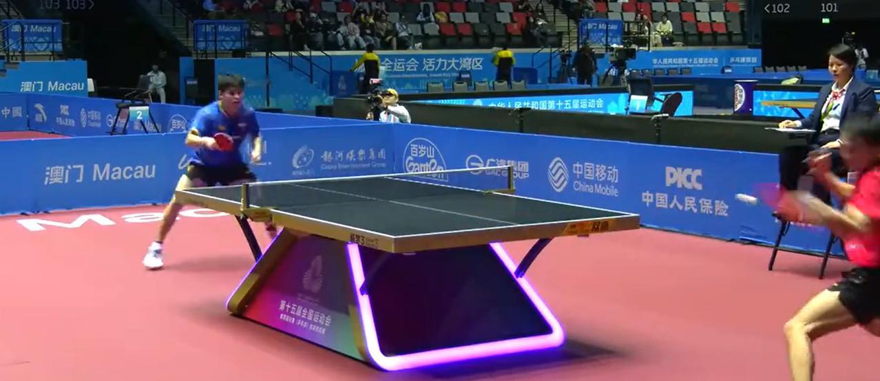 全运会乒乓球成年组男单半决赛，林诗栋4比1战胜袁励岑，职业生涯首次晋级全运会男单