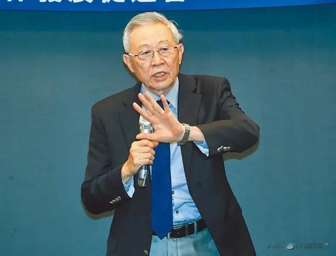 2027、2027！将是一个大年份！
给马英九和蔡英文都出主意的台湾学者赵春山说