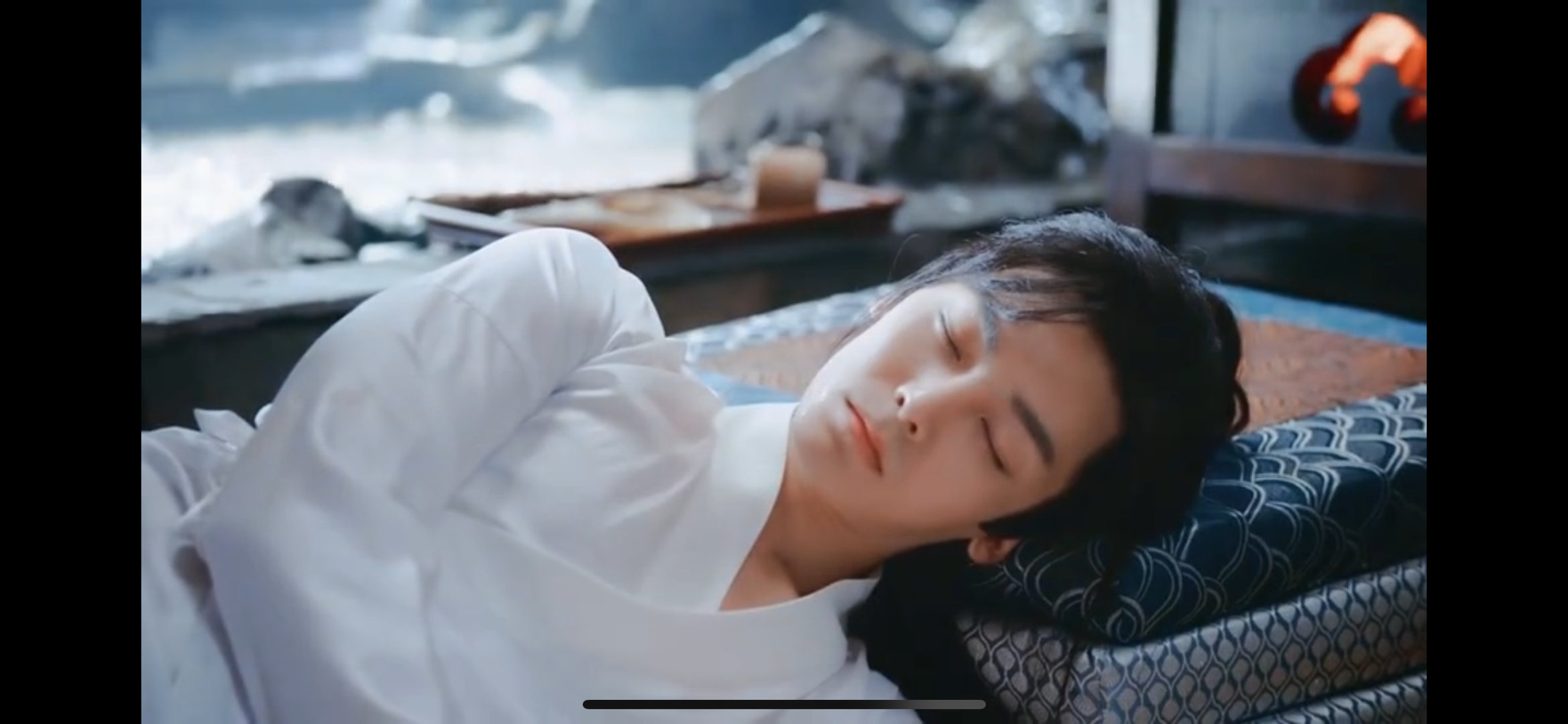 #阴暗爬行久了就该看看小太阳# 终于熬过那些剧里的阴郁日子，小太阳百里东君来治愈