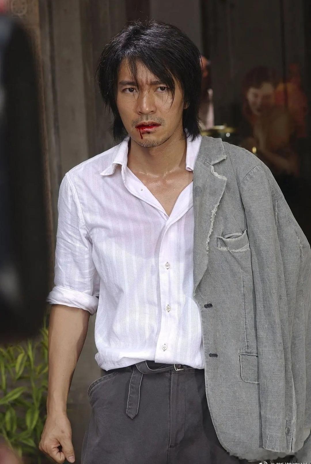 一支穿云箭，千军万马来相见，伟大艺术家！周星驰导演的电影功夫我认为简直是中国电影