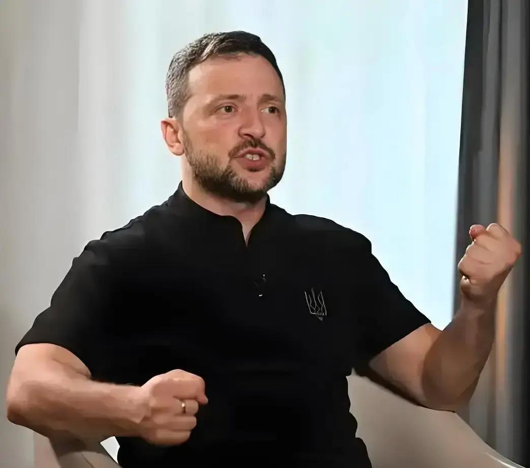 果不其然
 
俄罗斯总统突然宣布了
 
2024年6月14日莫斯科，普京提出停火