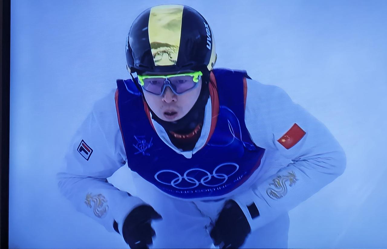 中国四君子冲击冬奥会男子空中技巧直播！夺冠概率已达到95%！最后一跳4中国对2瑞