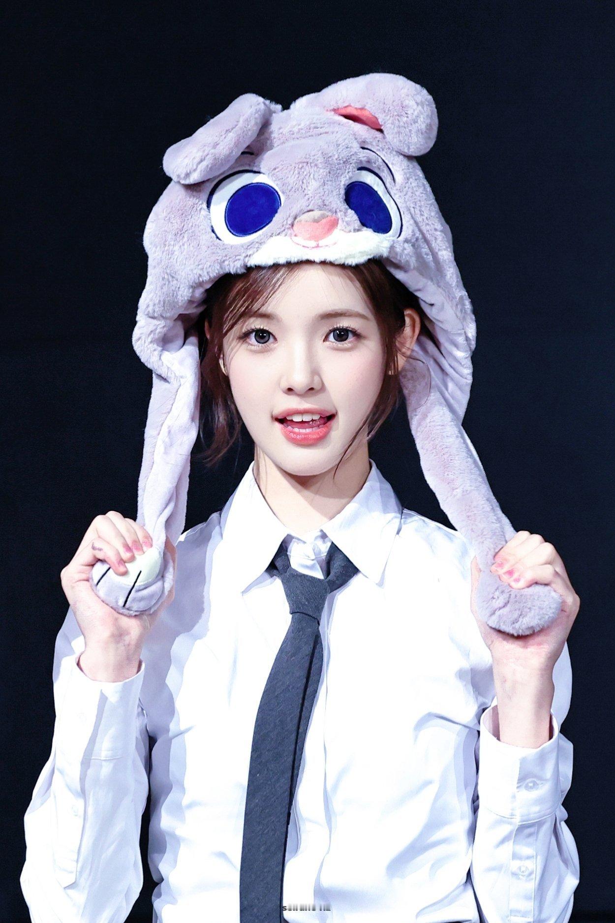 乖兔兔🐰🫳🏻.