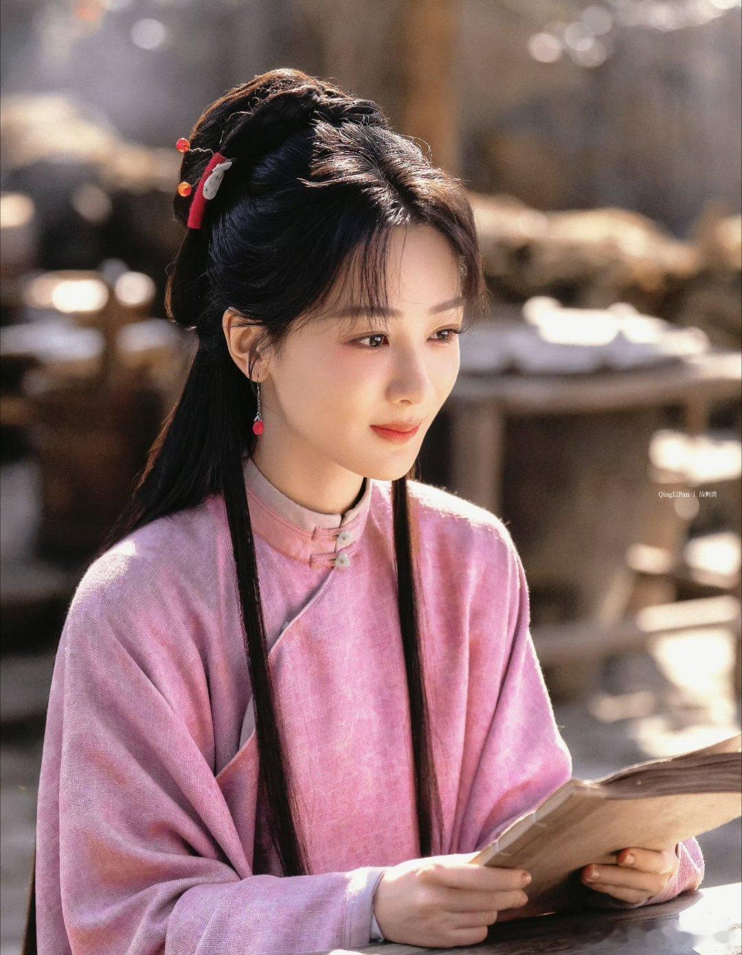 家业yz 杨紫李祯yz杨紫家业 夕阳西下，月亮升起，我在无人处悄悄爱你   "?