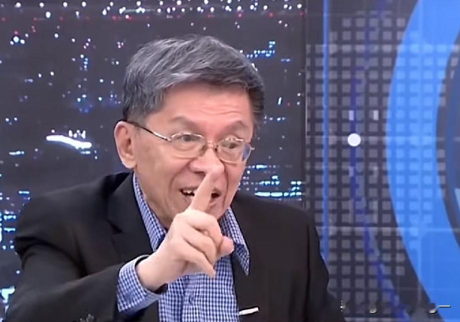 台湾名嘴沈富雄近日炮轰台中市长卢秀燕，称其自称“妈妈市长”是“生拉硬扯套近乎”，