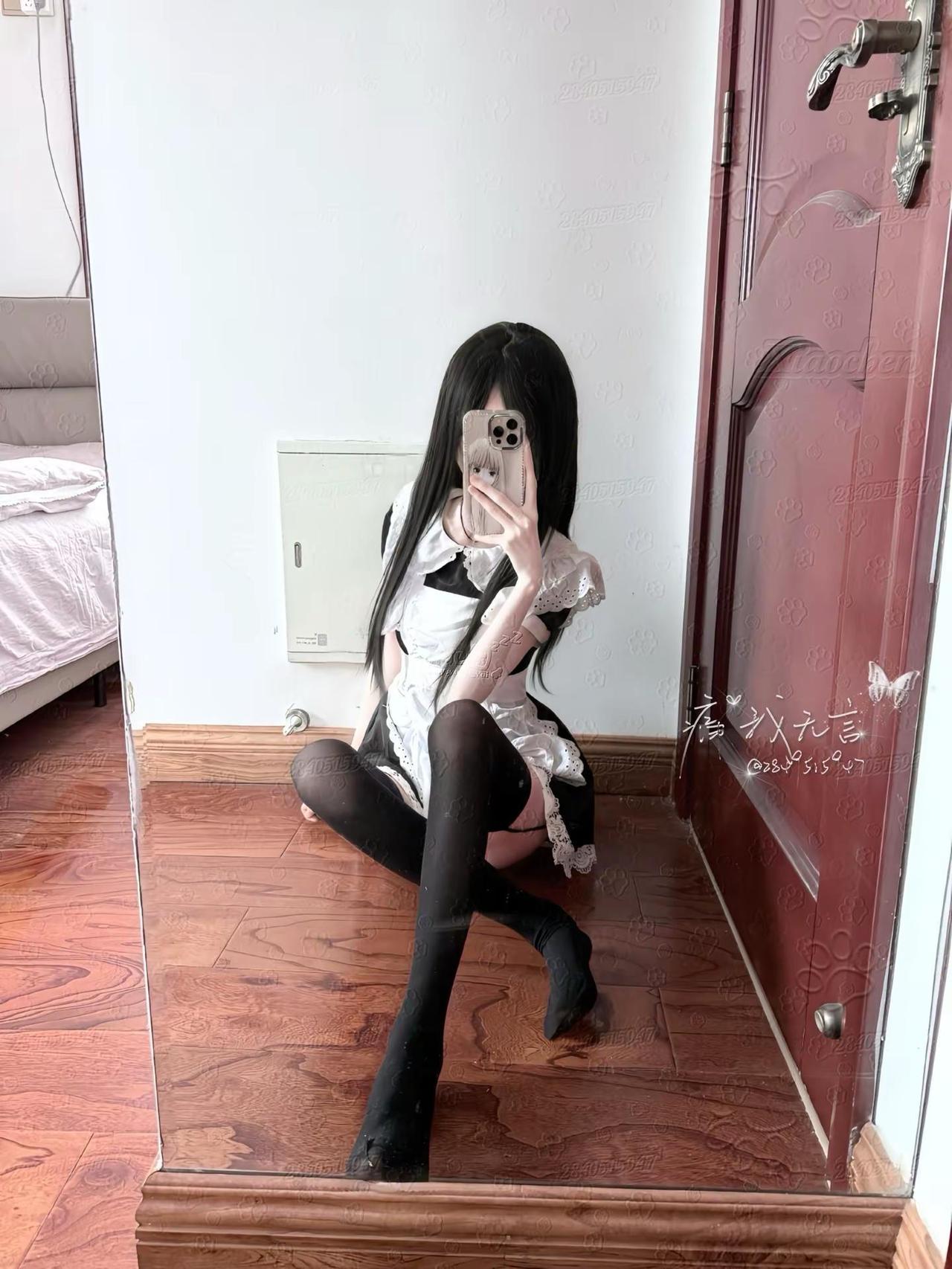 哥哥 我愿化作一根细线仅仅缠绕你 把我们的命运绑在一起让你的世界只有我