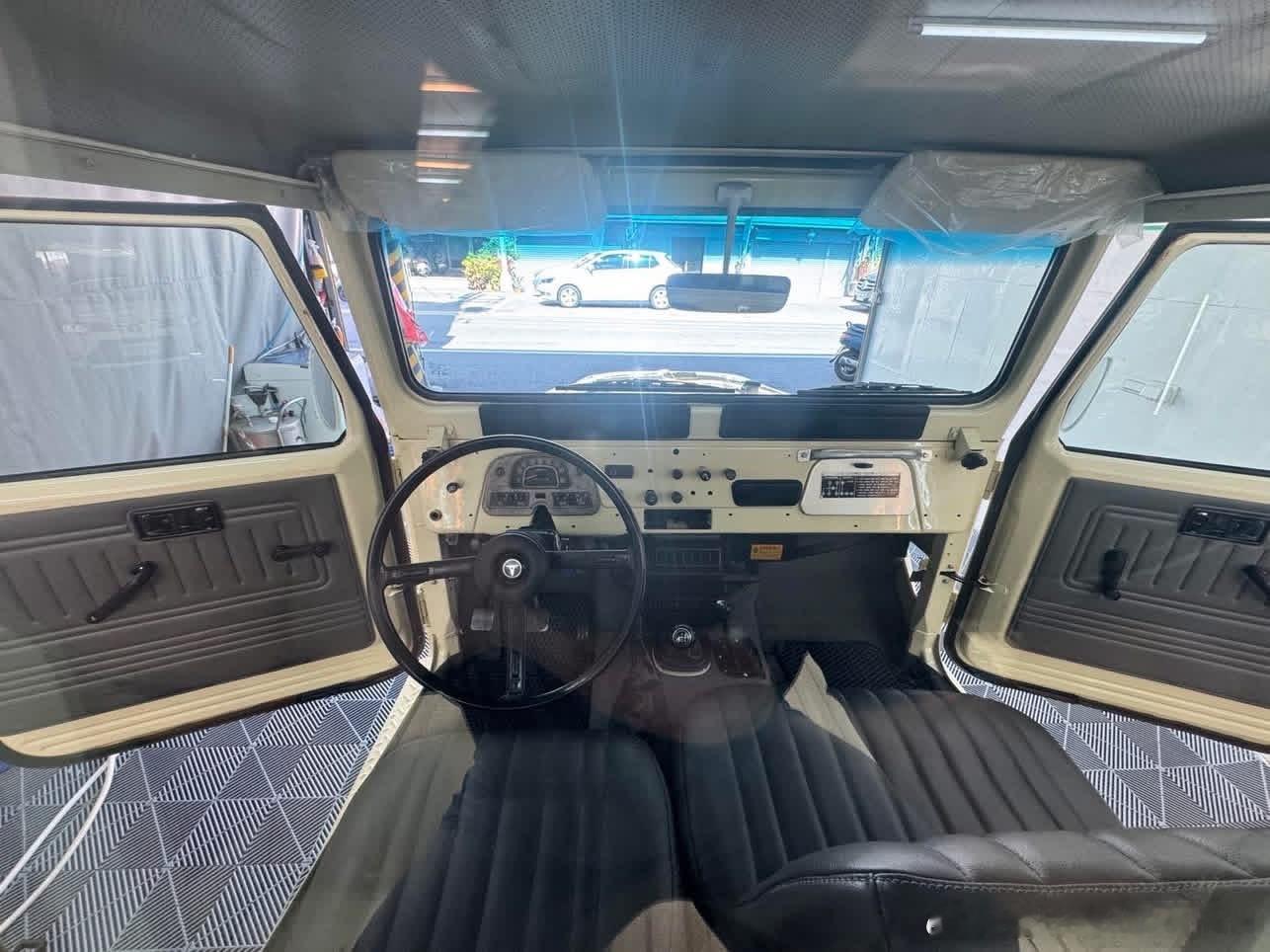 台湾老车 1980年Toyota Land Curiser LC45 Picku