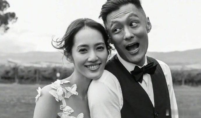 余文乐王棠云婚后育有一儿一女余文乐有两个孩子余文乐宣布离婚，和王棠云育有一儿一女