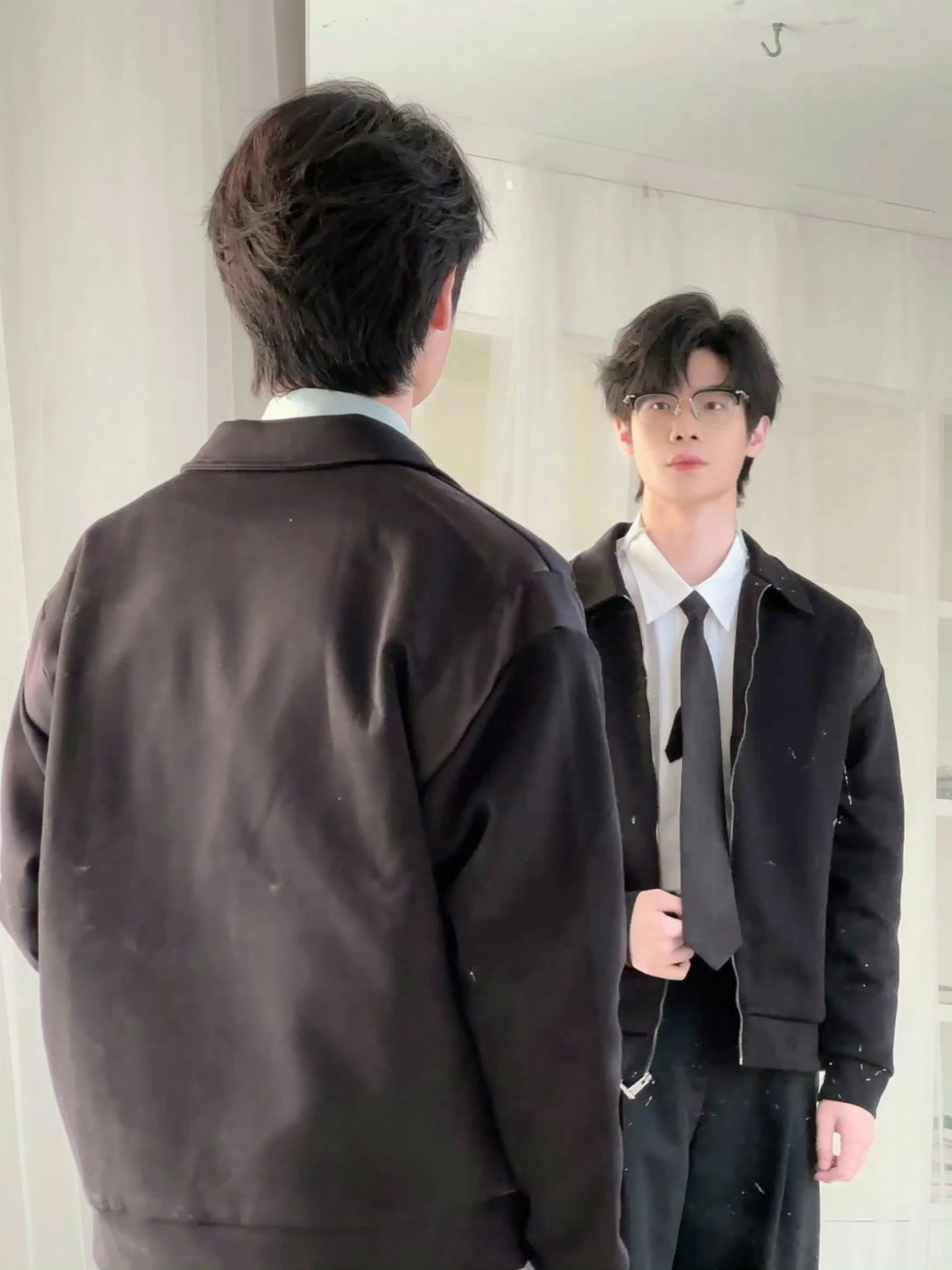 你也忍不住想亲镜子里的那个人吗俺们Oo军团也忍不住和平精英职业联赛 2026pe