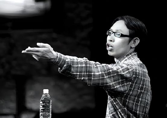#MCN首发激励计划#
“善恶终有报！”2008年汶川地震时，范美忠正给学生上课