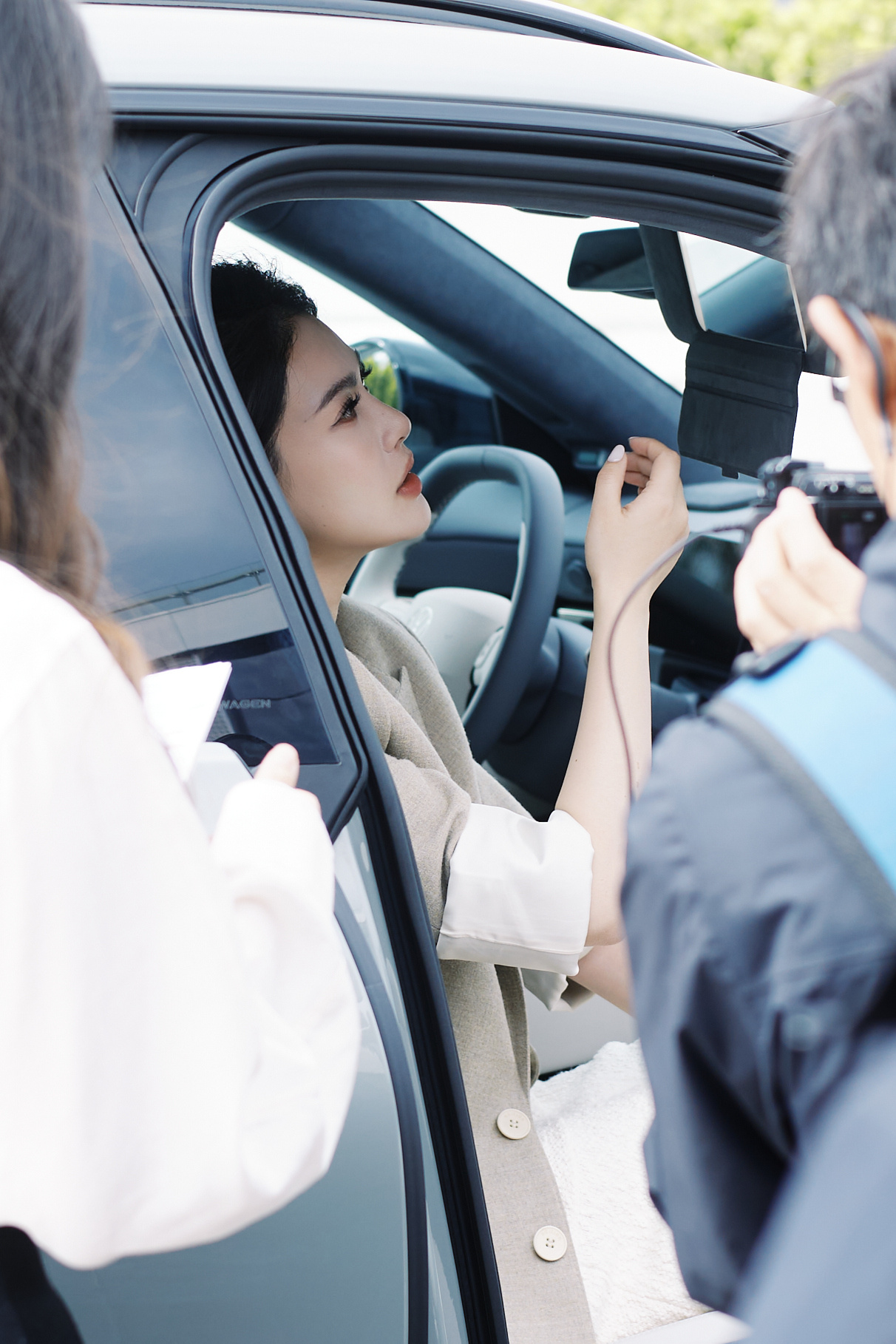 【工作花絮】第二轮彩排已经结束🔚一会17：00记得在直播间蹲蹲我哦！ 