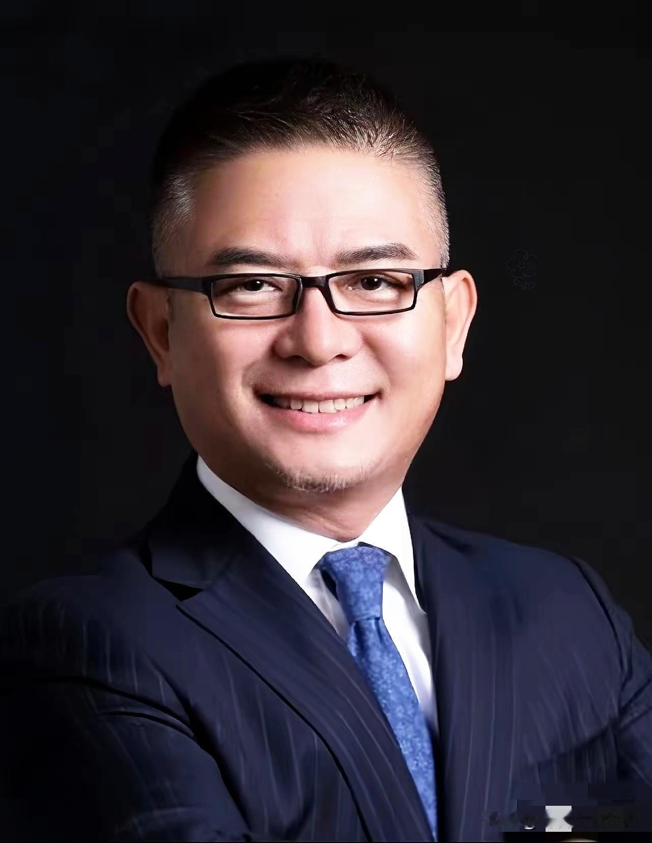 上海猎头圈的大佬庄华突然没了，这事儿在朋友圈炸了锅。

让人后背发凉的不是他62