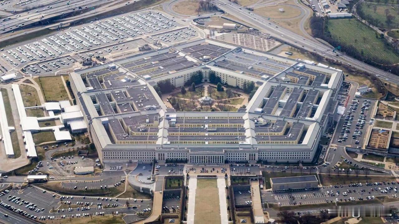 打了一个多月，美军航母被逼退，军舰被导弹锁定，油轮封锁令第一天就被中国油轮当众打