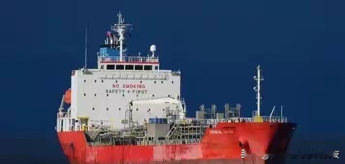 特朗普不宣而战，正式向普京下战书，俄导弹已就位，美国麻烦大了