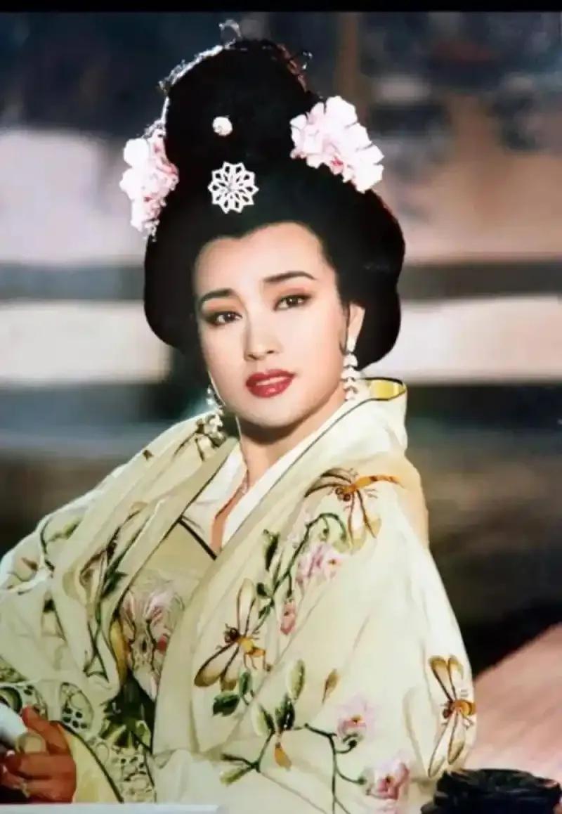 笑死，无论康熙是谁的儿子，后代都没办法考证，假使真的狸猫换太子了旁人也无从知晓。