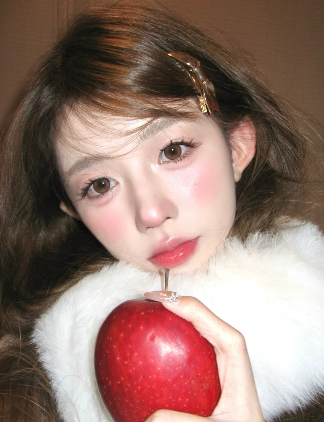 我总是擅长说没事 即使眼泪流到眼角 