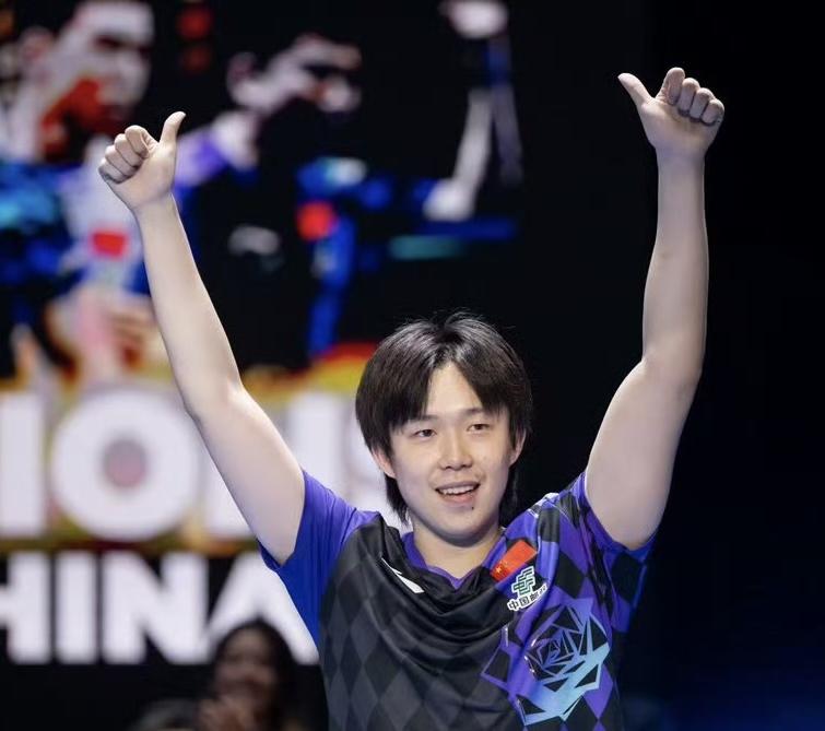 王楚钦经过这次团体世乒赛的历练，
已经成为国乒男队核心领导者了！

王楚钦的天赋