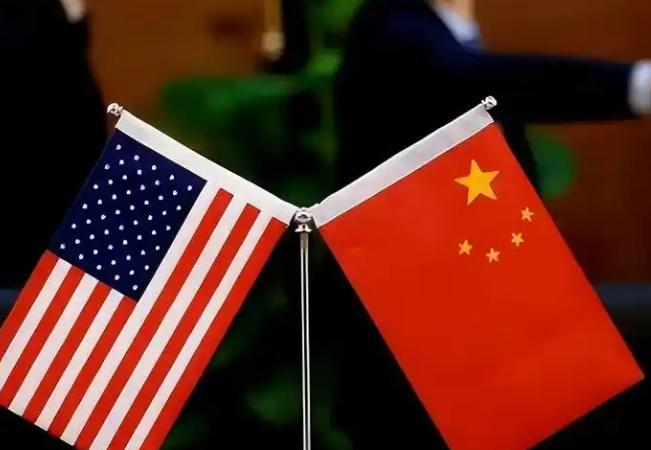 美国强行押走委内内瑞拉总统，中国没动；转头轰炸伊朗，中国还是没动。华盛顿情报界开