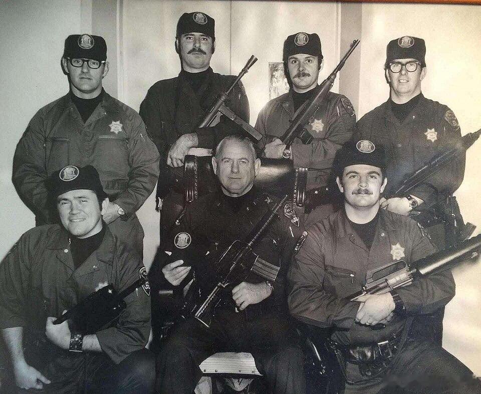 旧金山警察局特警队，1970年代早期。热点观点海外新鲜事