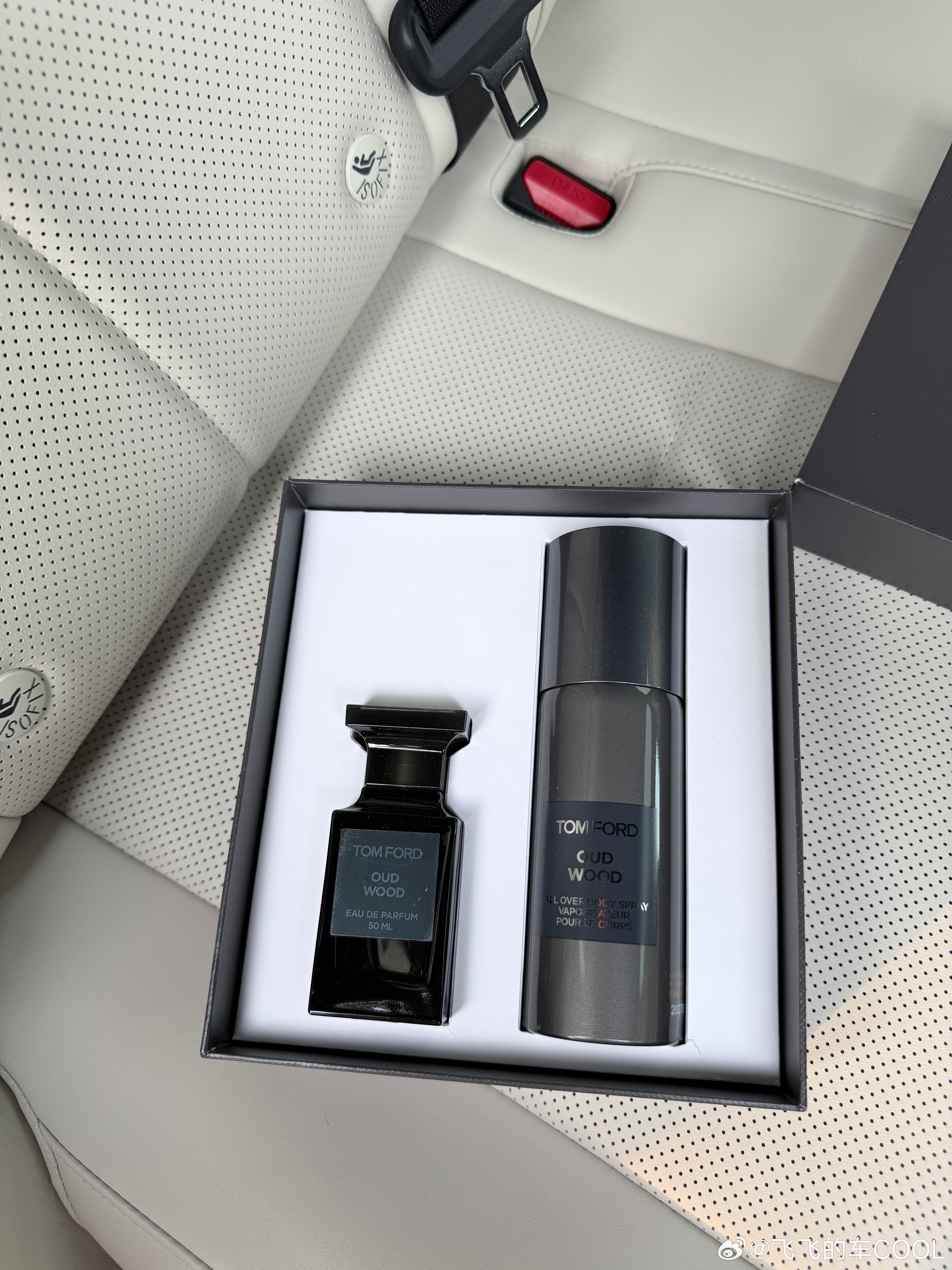 点赞评论抽一个Tom Ford乌木香水套盒。对不起呀大家，之前购物分享的抽奖出问