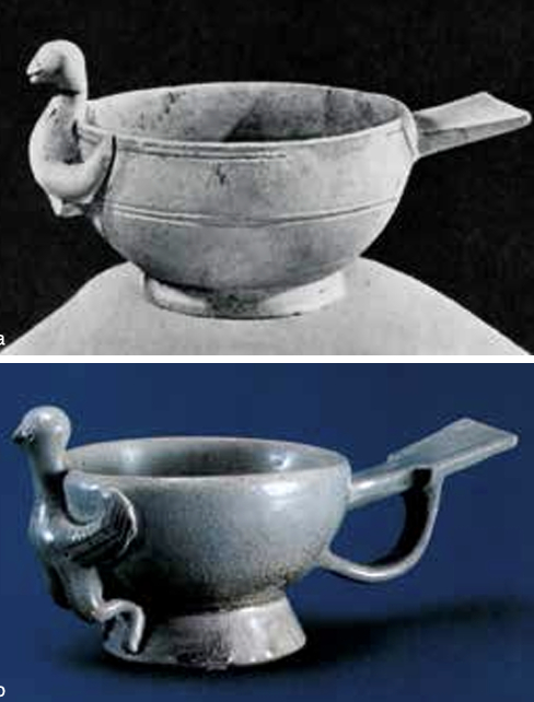 广州汉墓出土的东汉瓷雀鸟瓒, 北京故宫藏五代越窑雀鸟瓒 